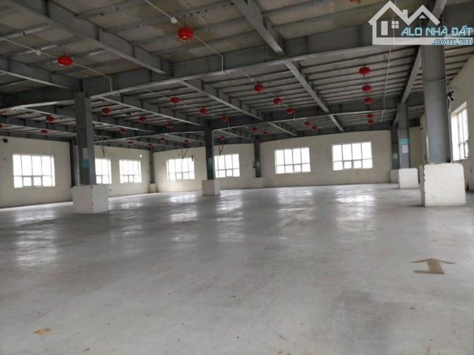 Bán nhà xưởng mặt đường Pháp Vân DT 3000m2, MT 60m, Giá 85 tỷ - 1