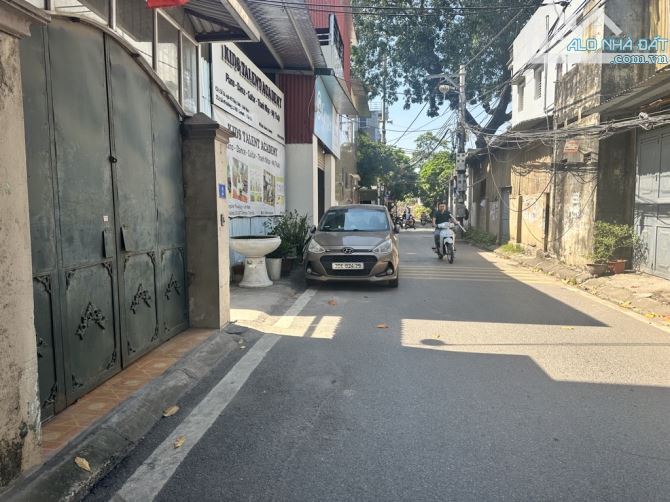 CHÍNH CHỦ BÁN NHÀ THÚY LĨNH!  DÂN XÂY - LÔ GÓC - VỊ TRÍ ĐẮC ĐỊA - NÓI KO VỚI QUY HOẠCH - T - 1