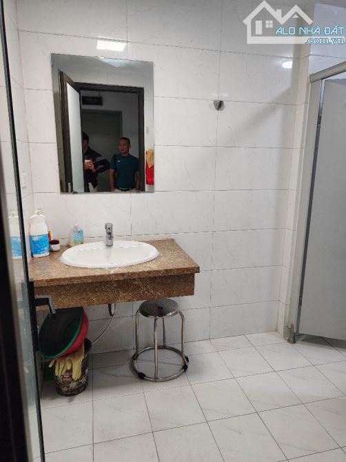 Bán tòa nhà Văn Phòng vừa ở vừa cho thuê  MP Huế DT 160m2 x 9 tầng, MT 8m, Giá 120 tỷ - 1