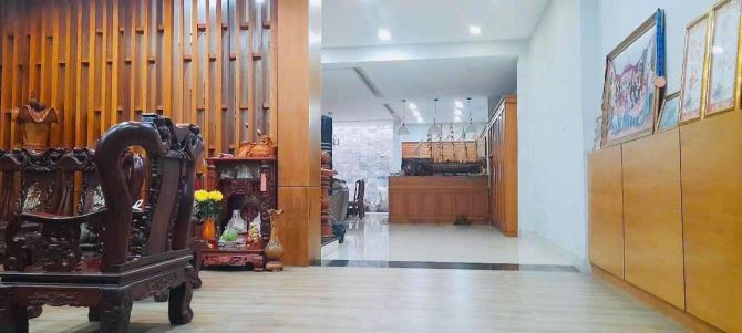 Biệt thự 210m2, 3 Tầng, Khu K300 Q. Tân Bình, Shr, giá 41,8tỷ. - 1