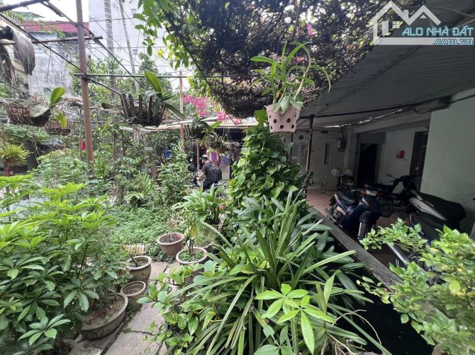 DIỆN TÍCH RỘNG - VỊ TRÍ ĐẮC ĐỊA - SỔ ĐẸP - SAU QUY HOẠCH GIÁ TRỊ TĂNG CAO - 2