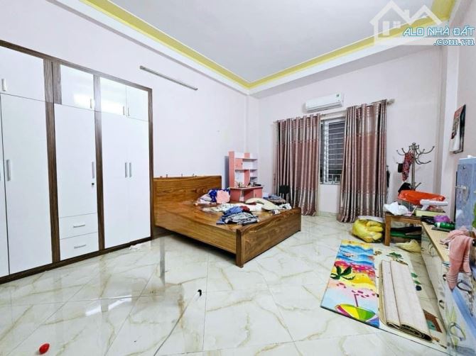BÁN NHÀ XUÂN ĐỈNH- 43Mx4T- 4.1MMT- 10M RA OTO ĐỖ- NGÕ TO THOÁNG SÁNG- GIÁ CHỈ 6.5 TỶ - 2