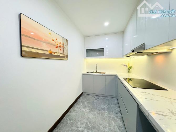 Bán chung cư 282 Lĩnh Nam, Hoàng Mai, 110 m2, 3 phòng ngủ, sổ đỏ, 4,8 tỷ - 2