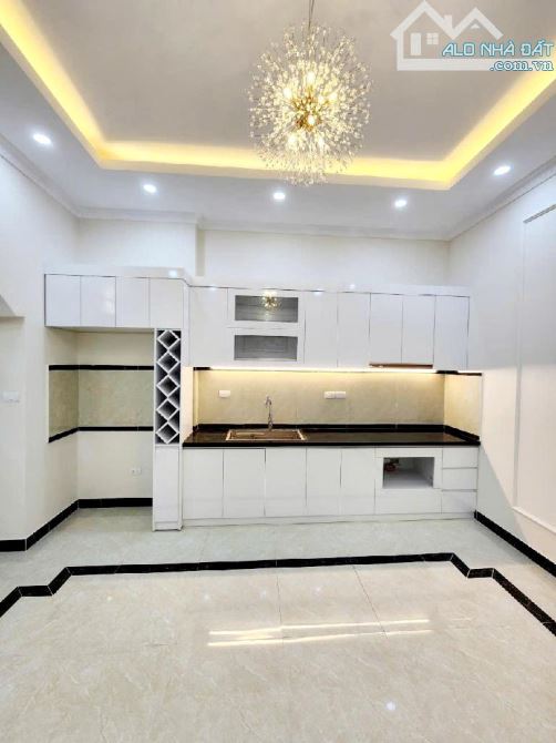 BÁN NHÀ HÀO NAM ĐỐNG_ĐA 61M² 5 TẦNG MẶT TIỀN 5M GIÁ NHỈNH 11 TỶ - 3