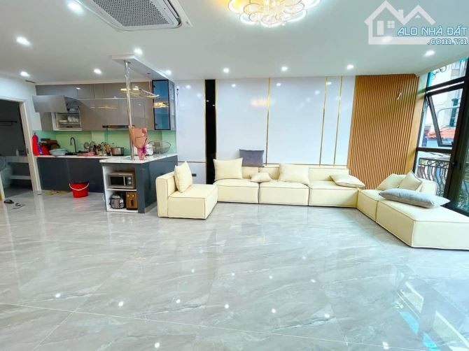 BÁN NHÀ NGUYỄN VĂN HUYÊN CẦU GIẤY 60M2-6 TẦNG-MT 4M-GIÁ CHÀO 17 TỶ-GIÁ THƯƠNG LƯỢNG - 3