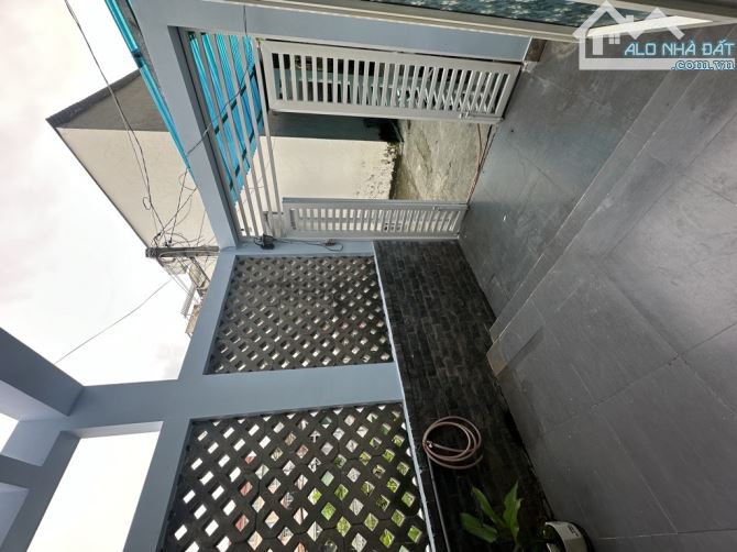 GIẢM GIÁ SỐC 600 TRIỆU CHO CĂN NHÀ 4 TẦNG ĐƯỜNG ĐÌNH PHONG PHÚ GIÁ 5.5 TỶ - 3