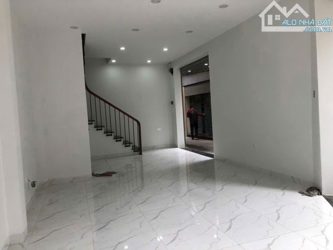 Duy nhất 1 căn 40m2*5T lô góc xây mới ô tô KD ngay Trân Phú - trung tâm KĐT Văn Quán HN. - 3