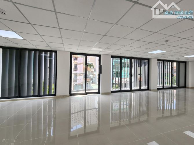 Cho thuê nhà MT Pastuer, P. Võ Thị Sáu, Quận 3 ( 17m x 40m - Trệt 2 Lầu. DTSD: 1.800m2) - 3