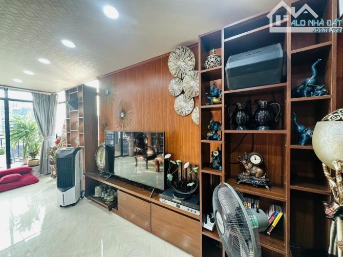 15tỷ có nhà đẹp Cầu Giấy ôtô vào tận nhà 66m2 5T MT 5m. Nhà kinh doanh VP, xem là mê, ở là - 3
