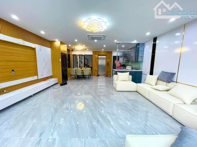 BÁN NHÀ NGUYỄN VĂN HUYÊN CẦU GIẤY 60M2-6 TẦNG-MT 4M-GIÁ CHÀO 17 TỶ-GIÁ THƯƠNG LƯỢNG - 4