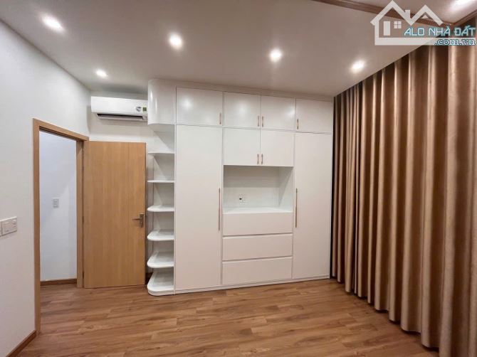 BÁN NHÀ MT ĐƯỜNG 7,5M KĐT LAKESIDE BÀU TRÀM- ĐỐI DIỆN TOÀ CT1 CHUNG CƯ ORI- CHỈ 5,4 TỶ - 6