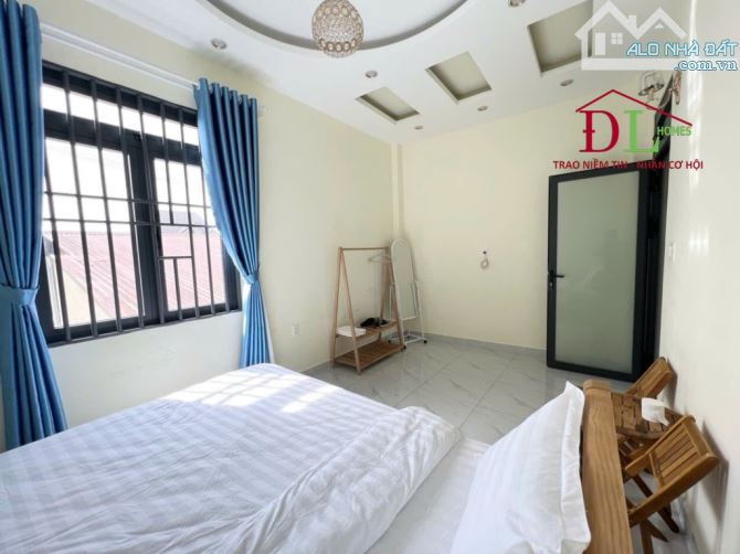 4406 🏡 🏞 ⛺ NHÀ MỚI XÂY - ĐƯỜNG OTO 5MET - GẦN TRUNG TÂM - ĐANG KINH DOANH LƯU TRÚ TỐT - 7