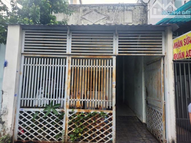 Gò Vấp - Bán đất 112m2 tặng dãy trọ 7 phòng đang cho thuê 10tr hẻm xe tải chỉ 8 tỷ x