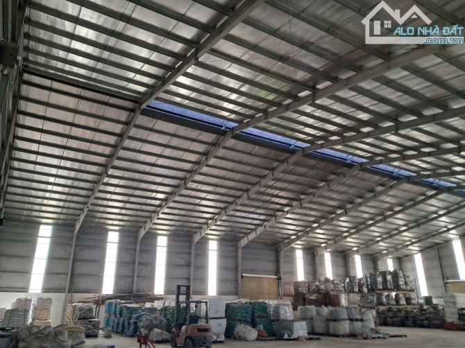 Bán Hơn 9000m2 Xương .Tân Uyên. Đường Cont, Giấy Tờ Dầy Đủ. Đang Cho Thuê  350tr/tháng