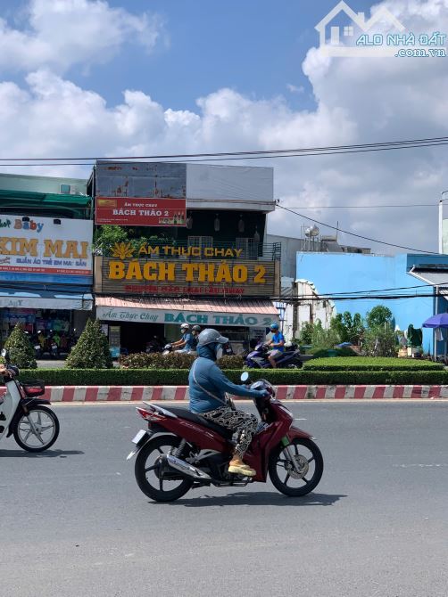 Bán đất tặng nhà rộng thoáng mặt tiền Mậu Thân, An Hoà, Ninh Kiều, Cần Thơ - 25 tỷ