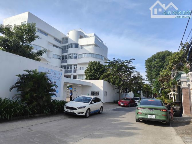 Nhà mặt tiền hẻm nhà trẻ Hoa Sen, Tân hiệp
