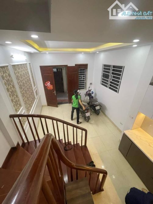 BÁN NHÀ PHÁO ĐÀI LÁNG ĐỐNG ĐA, DIỆN TÍCH 31M, 5 TẦNG, GIÁ 7 TỶ