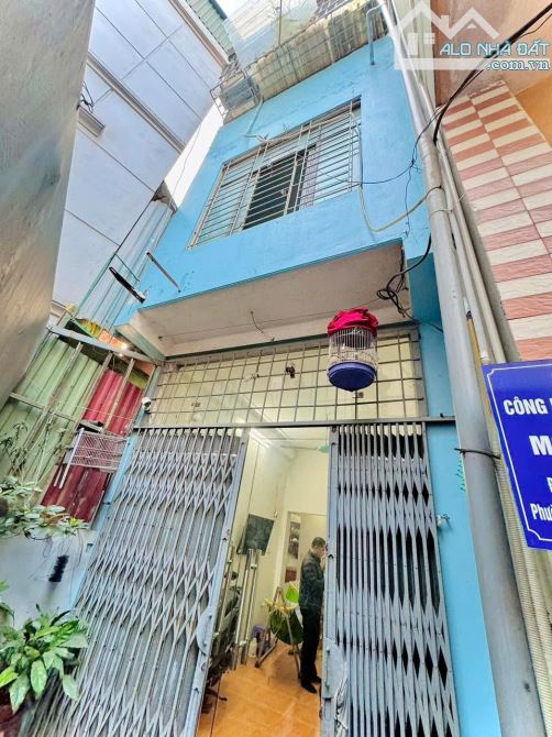 Bán nhà Giáp Nhị - Hoàng Mai – 35m, 3 tầng, ngõ thông – gần ô tô – sổ nở hậu, chỉ 4 tỷ.