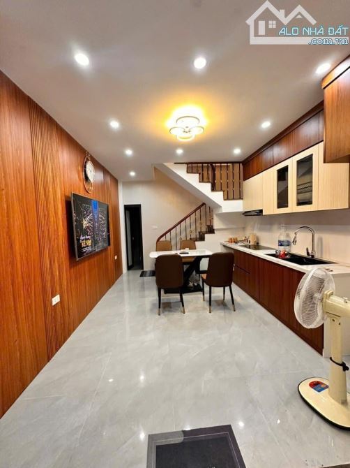 Thuỵ Khuê, Tây Hồ 25m2, 4 tầng, ngõ rộng gần phố, nhà đẹp ở luôn - Giá 5.29 tỷ sổ CC - 1