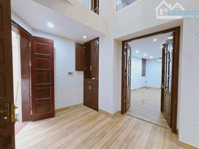 🏡 Bán nhà Ngọc Thụy, 63m², 5 tầng, dòng tiền khủng, giá 7,5 tỷ - 1