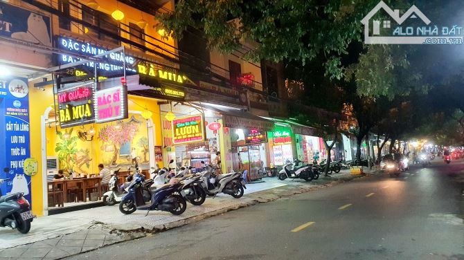 CĂN 3 TẦNG MẶT TIỀN CON ĐƯỜNG PHỐ ẨM THỰC HỒNG KONG BÊN HÔNG CHỢ HÒA KHÁNH - 1