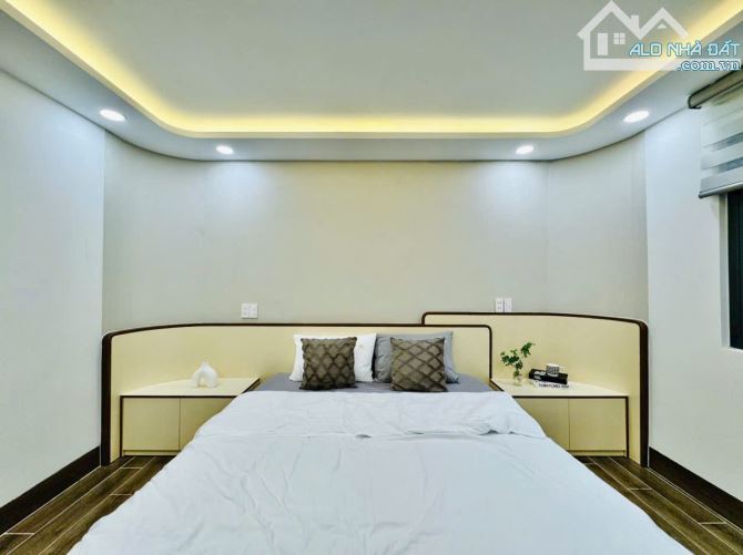 VILLA PHỐ GÓC 2 MẶT HXH THOÁNG NGAY THỐNG NHẤT PHƯỜNG 16 GÒ VẤP - 18