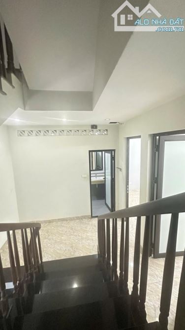 Bán Nhà Cầu Diễn - Nguyên Xá Nhà dân xây, Ô tô , Kinh doanh 65m 4t Nhỉnh 8tỉ - 2