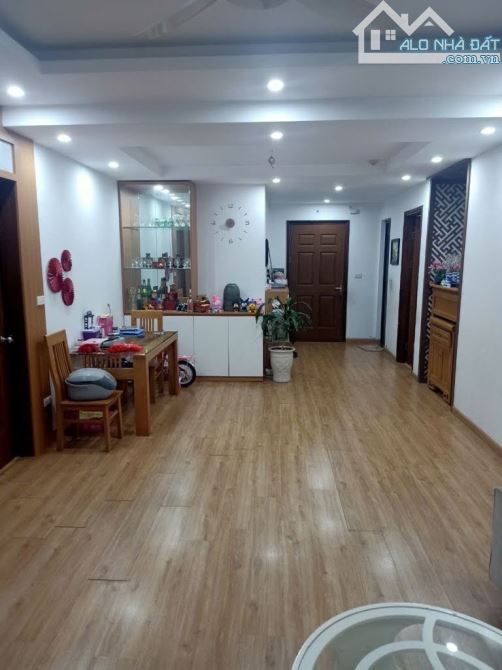 Bán CC Tân Tây Đô Dt: 110m2, tầng trung , Full nội thất chỉ việc về ở, Giá :4 tỷ 15. - 2