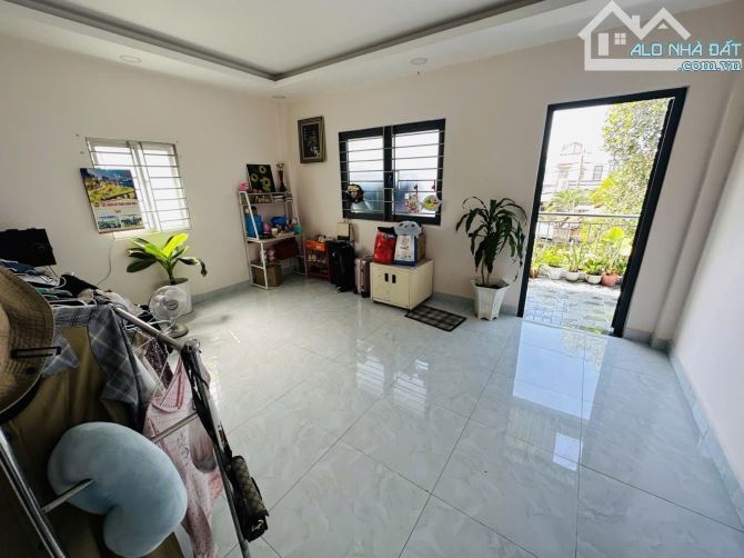 Nhà 1 lầu mới đẹp, 100m2, xe hơi đậu, sát QL1K, đường Bà Giang, Linh Xuân, nhỉnh 3,85 tỷ. - 2