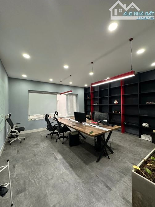 Bán nhà NGỘP MTKD 100m2(5x20) Cityland Trần Thị Nghĩ 5 lầu tặng DT 75 triệu chỉ 16.XX tỷ. - 2