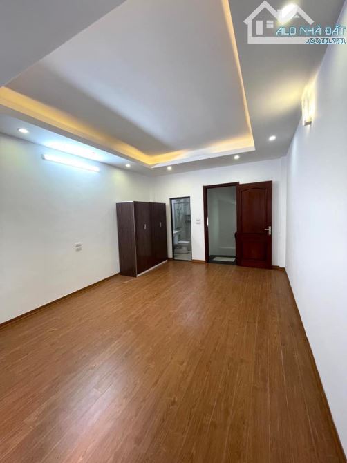 CẦN BÁN: Nhà Phố Thái Hà - Đống Đa 108m2, 5 Tầng, MT 7,4m, Thang Máy, Ôtô đỗ, Gía 18,5 - 3