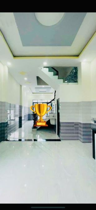 HÀNG XÓM ANH SOL XỊN XÒ 🏠🏨 BÁN NHÀ Q4 KÈO THƠM KHU DÂN CƯ  HIỆN HỮU KHÔNG LO GIẢI TỎA GI - 3