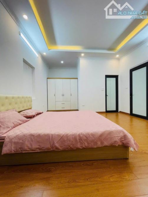 NHÀ ĐẸP 5 TẦNG NGAY NGUYỄN TRÃI-THANH XUÂN- 38M2 - 2 THOÁNG - FULL NỘI THẤT- GIÁ 5.8 TỶ - 3