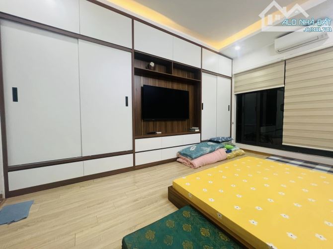 Bán nhà Hoàng Đạo Thành, Thanh Xuân: 35m2*4T chỉ 5 tỷ 5, xe ba gác đỗ cửa, gần ô tô, nhà x - 3