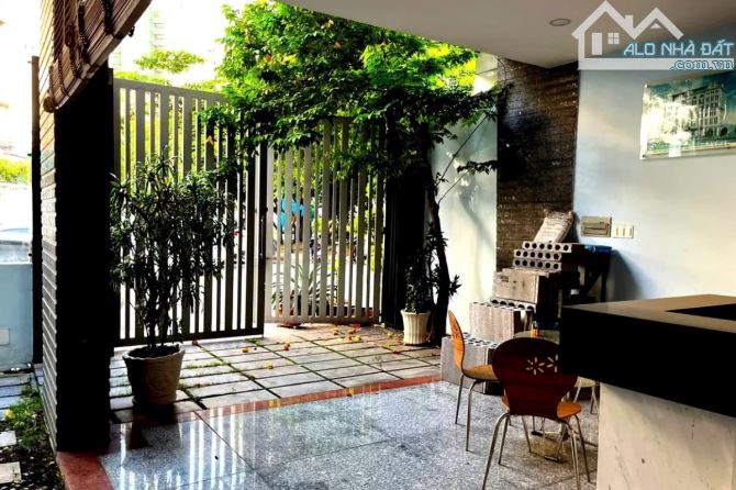 Bán nhà nội khu Nguyễn Thượng Hiền, P.6, Bình Thạnh, 8m x 23m, 3 tầng - Giá 24.5 tỷ TL - 3