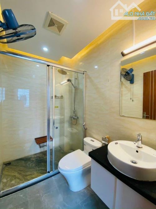 Cho thuê biệt thự tại Làng Việt Kiều- VĨNH NIỆM, 240M2, 3 TẦNG, 5 NGỦ FULL CHỈ 25TR - 3