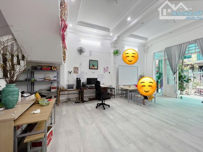 Bán nhà mặt tiền KQH Kiểm Huệ 110m2, 3 tầng, ngang 5.5m, 2 thoáng, kinh doanh, hơn 50tr/m2 - 4