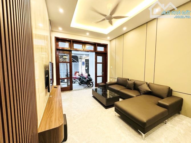 Định công, diện tích rộng, hai thoáng, ô tô đỗ cổng - 4