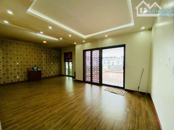 Cho thuê biệt thự tại Làng Việt Kiều- VĨNH NIỆM, 240M2, 3 TẦNG, 5 NGỦ FULL CHỈ 25TR - 4