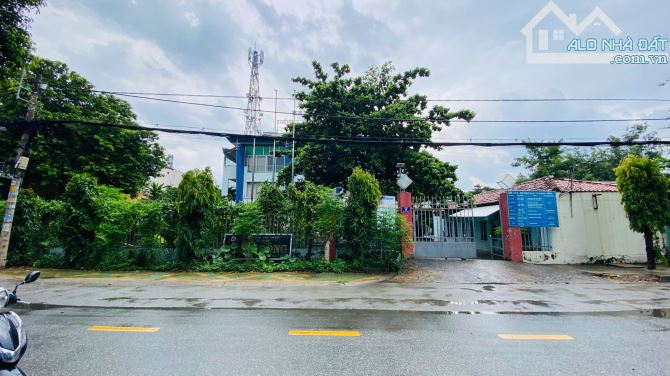 Bán nhà biệt thự làng Đại Học Thủ Đức đường Einstein P. Bình Thọ (1.613m2) 150 tỷ ~ 93tr - 4