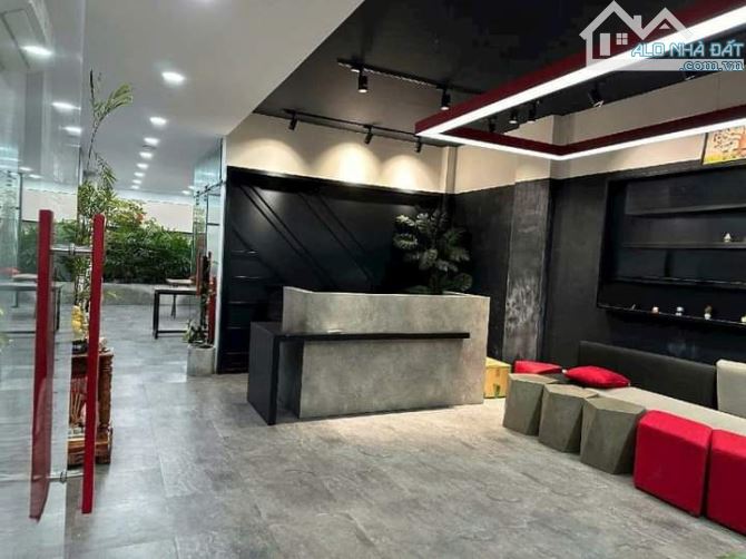 HÀNG HIẾM CITY LANK - 5 TẦNG 100M2 - PHAN VĂN TRỊ P.7 GV - CHỈ 17 TỶ - AN NINH CAO - 5