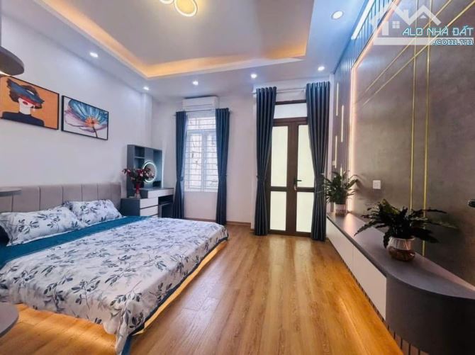 Phân lô Giang Văn Minh, 40m2*7T, MT4m, THANG MÁY, mặt ngõ thông ô tô đỗ cửa, lô góc, 15 tỷ - 5