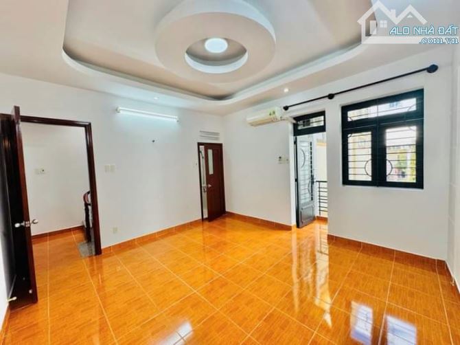 Ngộp ! Bán gấp căn 72m² Phan Tây Hồ Phú Nhuận, giá 72m² : 4PN 5WC, có sân thượng - 6