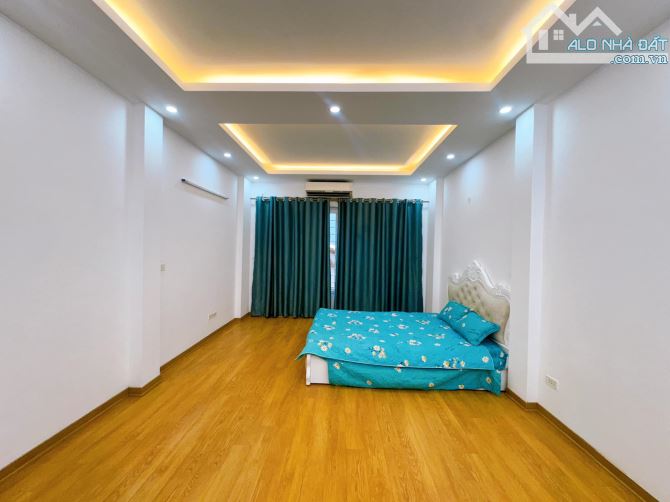 Bán nhà đẹp Lê Trọng Tấn, 40m2, 5 tầng, sổ đỏ, 7 tỷ - 6