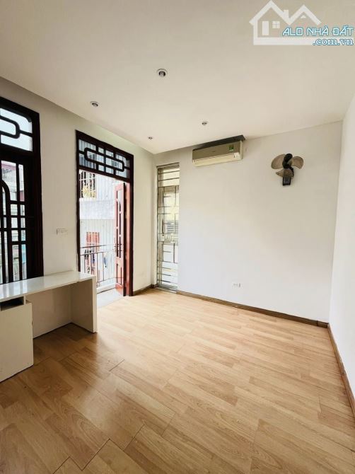 Bán nhà đẹp 750 Kim Giang, 30m2, 5 tầng, 30m ra phố, 5.95 tỷ - 7