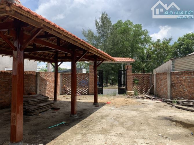 Bán đất mặt tiền biển Mỹ Khê Tịnh Khê Quảng Ngãi, 273m2 hướng Đông SHR giá 4190 triệu tl - 8