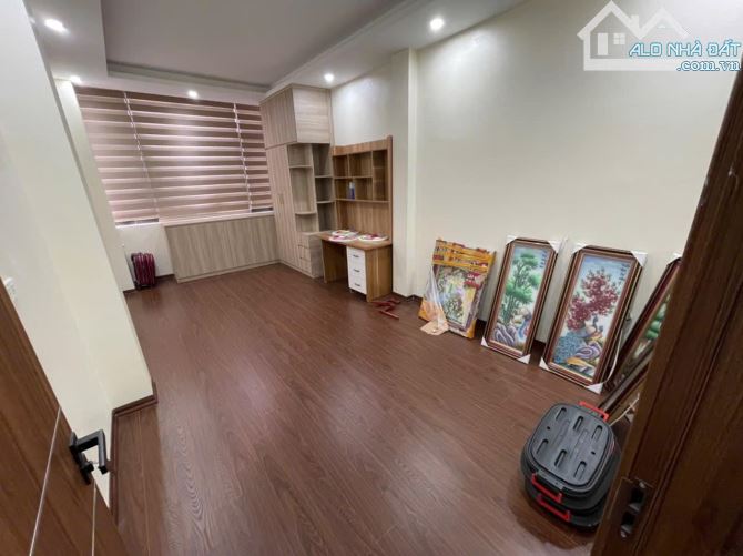 Bán nhà Hoàng Đạo Thành, ô tô vào, thang máy, 6 tầng, 46m2, 11.8 tỷ - 9