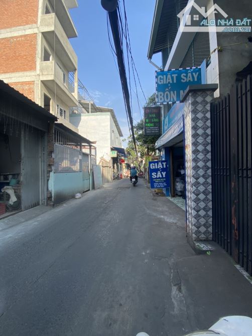 HÀNG HIẾM TẠI ĐƯỜNG DƯƠNG QUẢNG HÀM, 16 TỶ (TL), 169M2, 7.7x22m, 3 tầng, 4pn