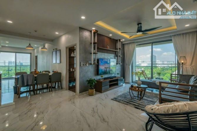 Bán căn hộ Midtown, Phú Mỹ Hưng, Quận 7. DT 135 m2, 3PN - 3 WC, căn góc, full nội thất