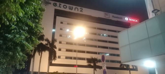 E-TOWN 4.5X20, 9PN HẺM OTO TRƯỜNG CHINH, P14, TB 10.4 TỶ